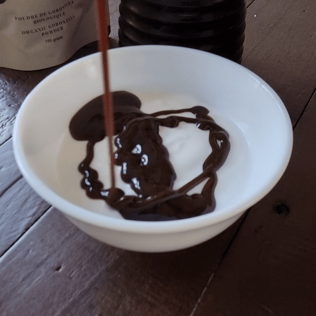 Gorontula Syrup: The Secret of Aphrodisiac Honey for Women 3 A light goron tula syrup