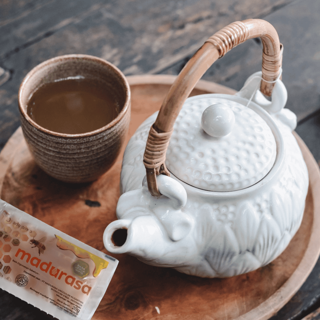 Gorontula Syrup: The Secret of Aphrodisiac Honey for Women 6 Le miel madurasa est un miel aphrodisiaque pour les femmes / Madurasa honey is an example of an aphrodisiac honey used by women